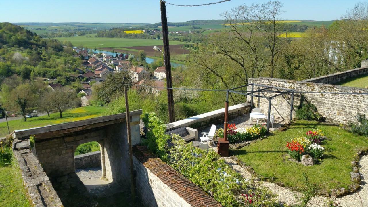 B&B Chez Fouchs - Chambre D'Hotes Dun-sur-Meuse Екстериор снимка